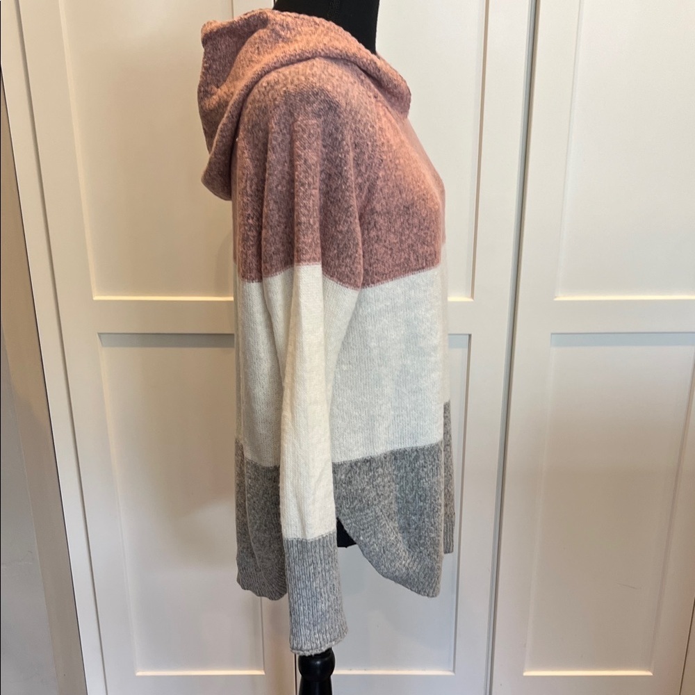 The Slope Colorblock Pullover Sweater - Pink, White, and Gray Size L - Picture 5 of 8